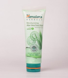 Himalaya Moisturizing Aleovera  Face Wash 100ml